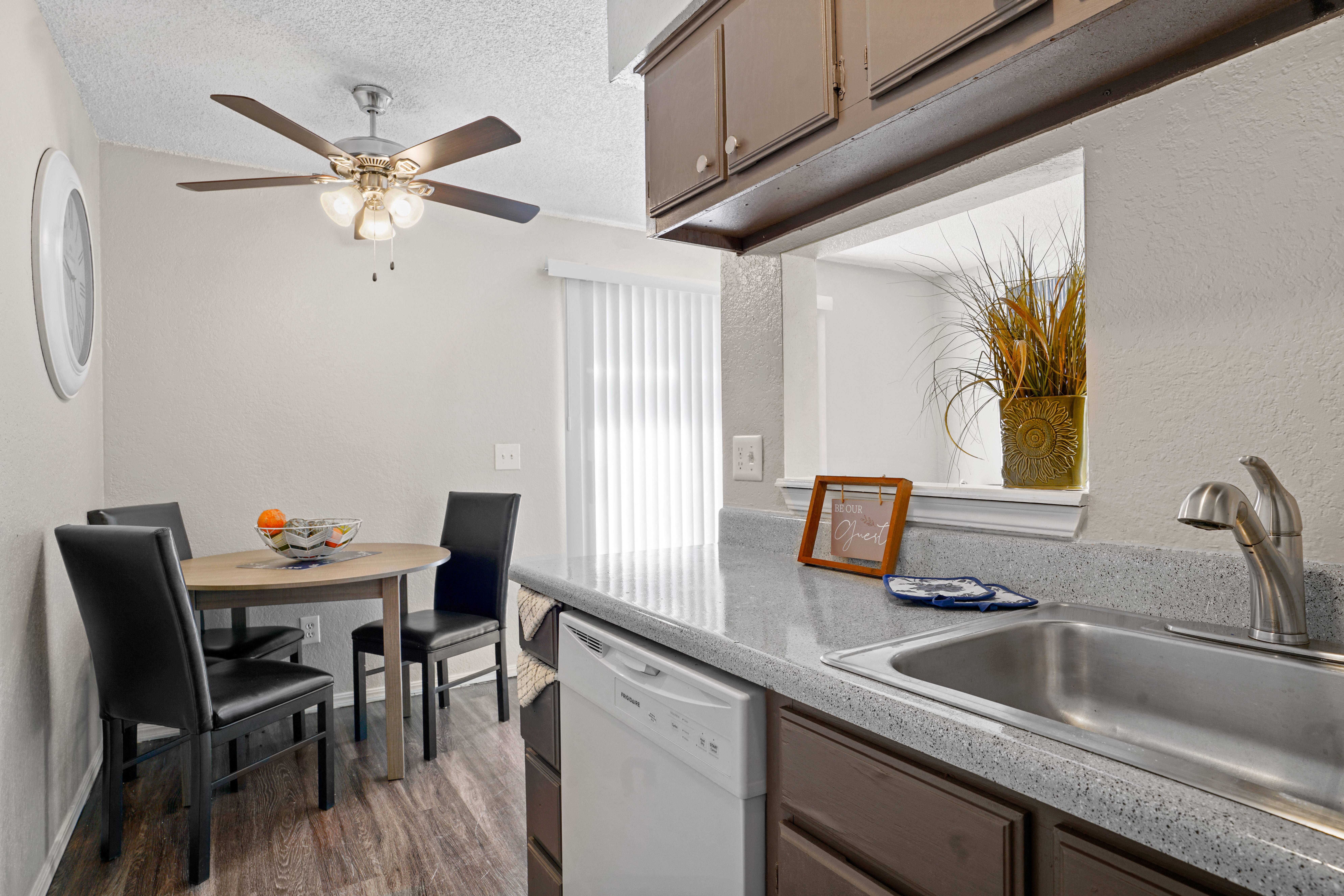 Diamond Creek Apartments Image 1